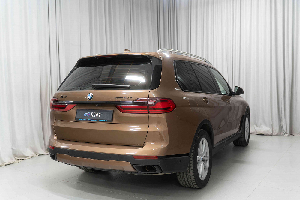 BMW X7 - Фото 3