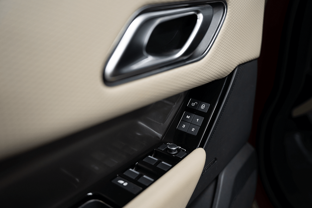 Range Rover Velar - Фото 15