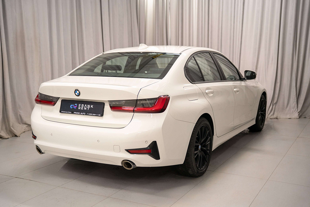 BMW 318i - Фото 5