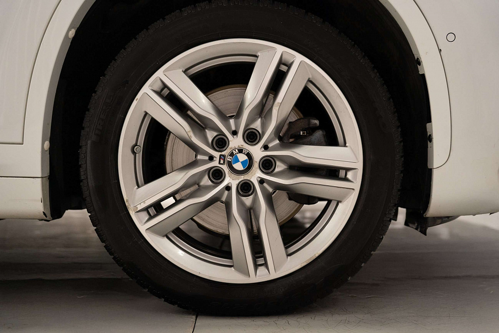 BMW X1 - Фото 13