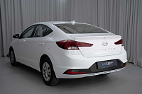 Hyundai Elantra- Миниатюра фото 3