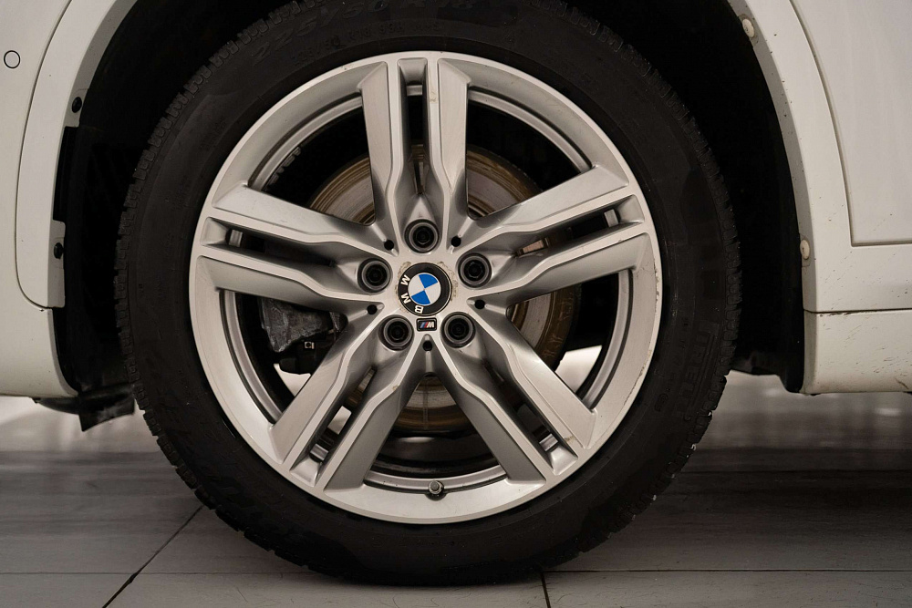 BMW X1 - Фото 14
